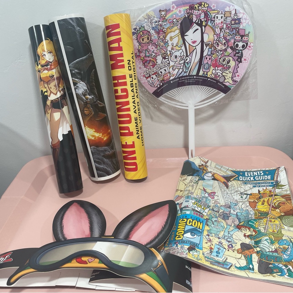 SDCC Comic Con 2025 Swag Hobbiy Yugi-Oh One Punch Man Toki Doki Hobbit